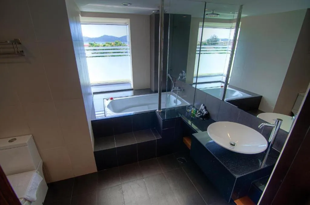 ***  C'Haya Hotel Kota Kinabalu Malaysia
