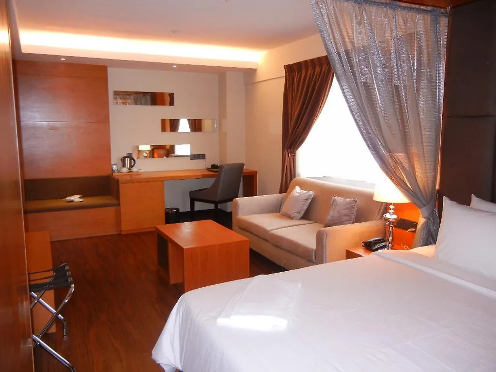 C'Haya Hotel Kota Kinabalu 3*,